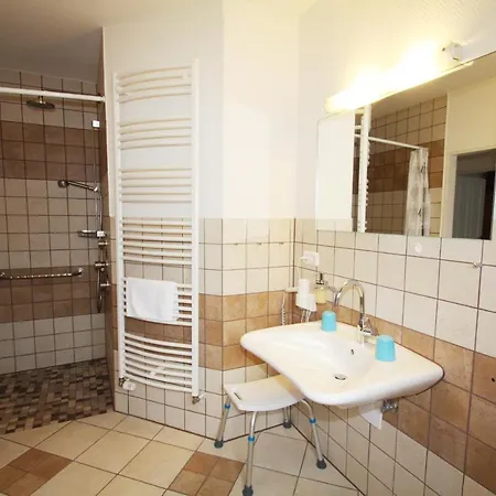 Haus Am Kurpark 7 *