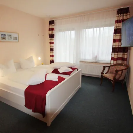 Haus Am Kurpark 7 *