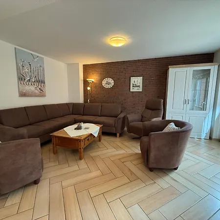 Haus Am Kurpark 7 Апартаменты *